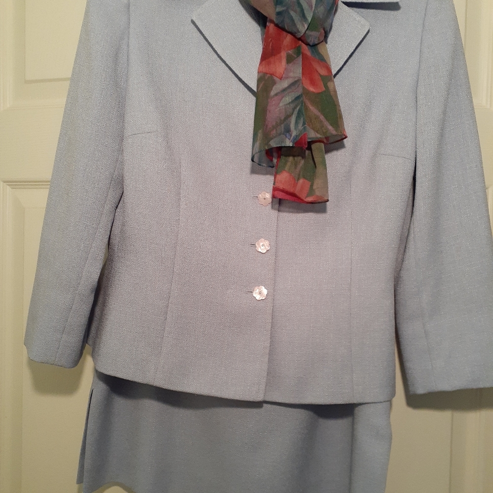 Tahari Lilac Suit